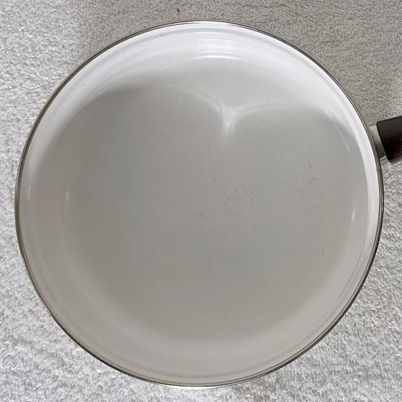 Vintage Enamelware MCM Harvest Blossom Frying Pan Skillet - Picture 6 of 9